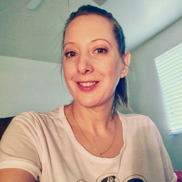 Meet your Posher, Shauna - Picture 3 of 5